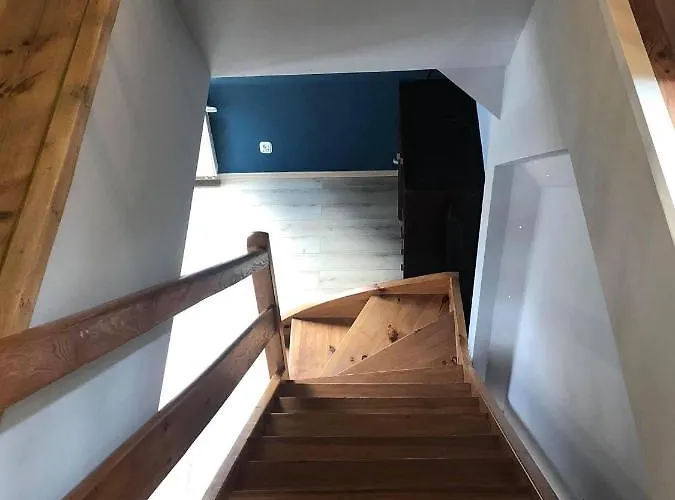 Mietowa Sowa アパート イェレニャ・グーラ